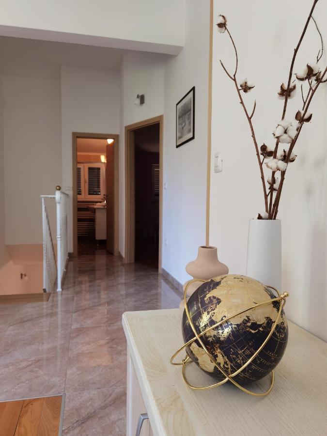 Apartment Luce Pićan Exterior foto